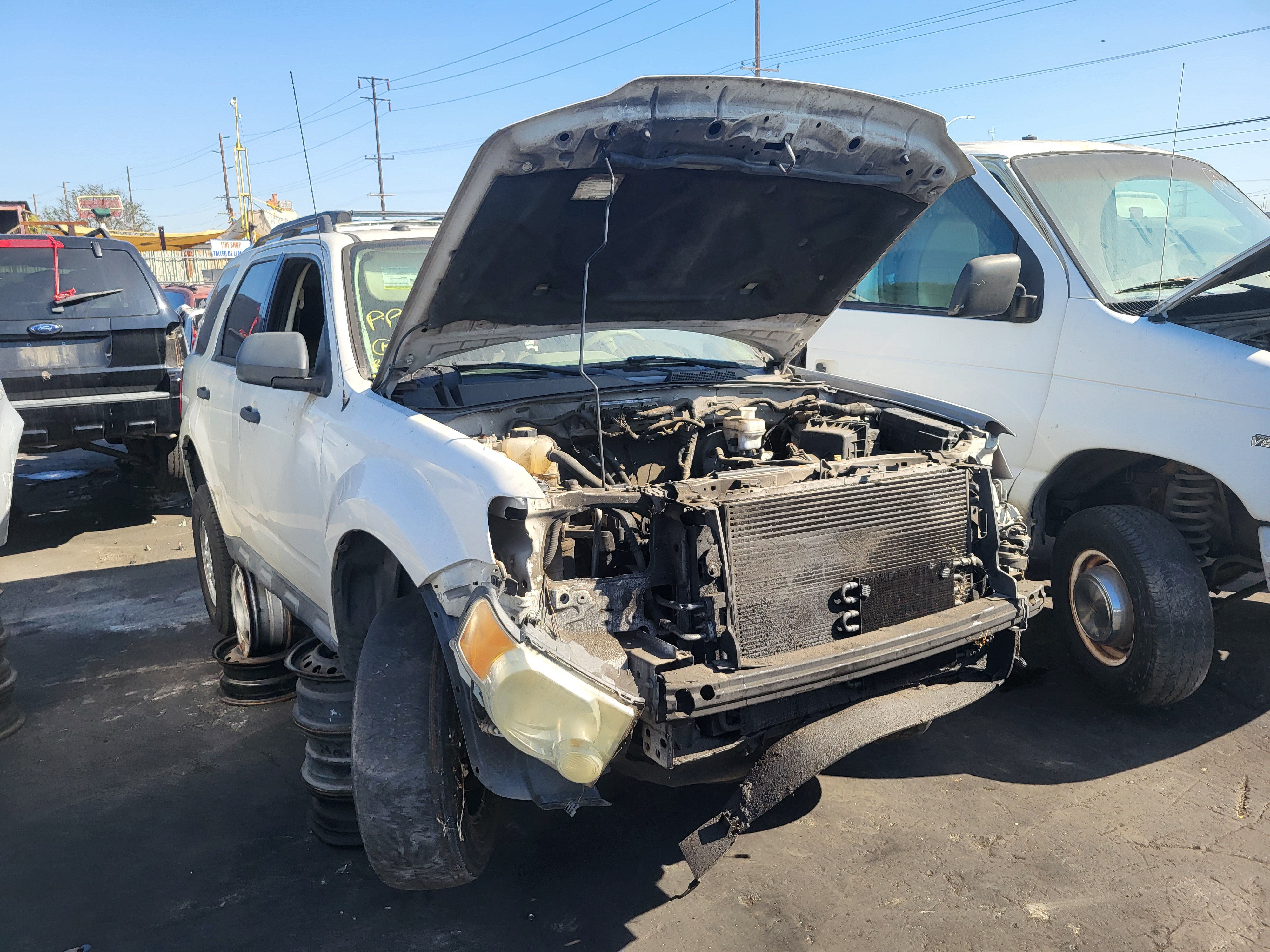 2012 FORD Escape