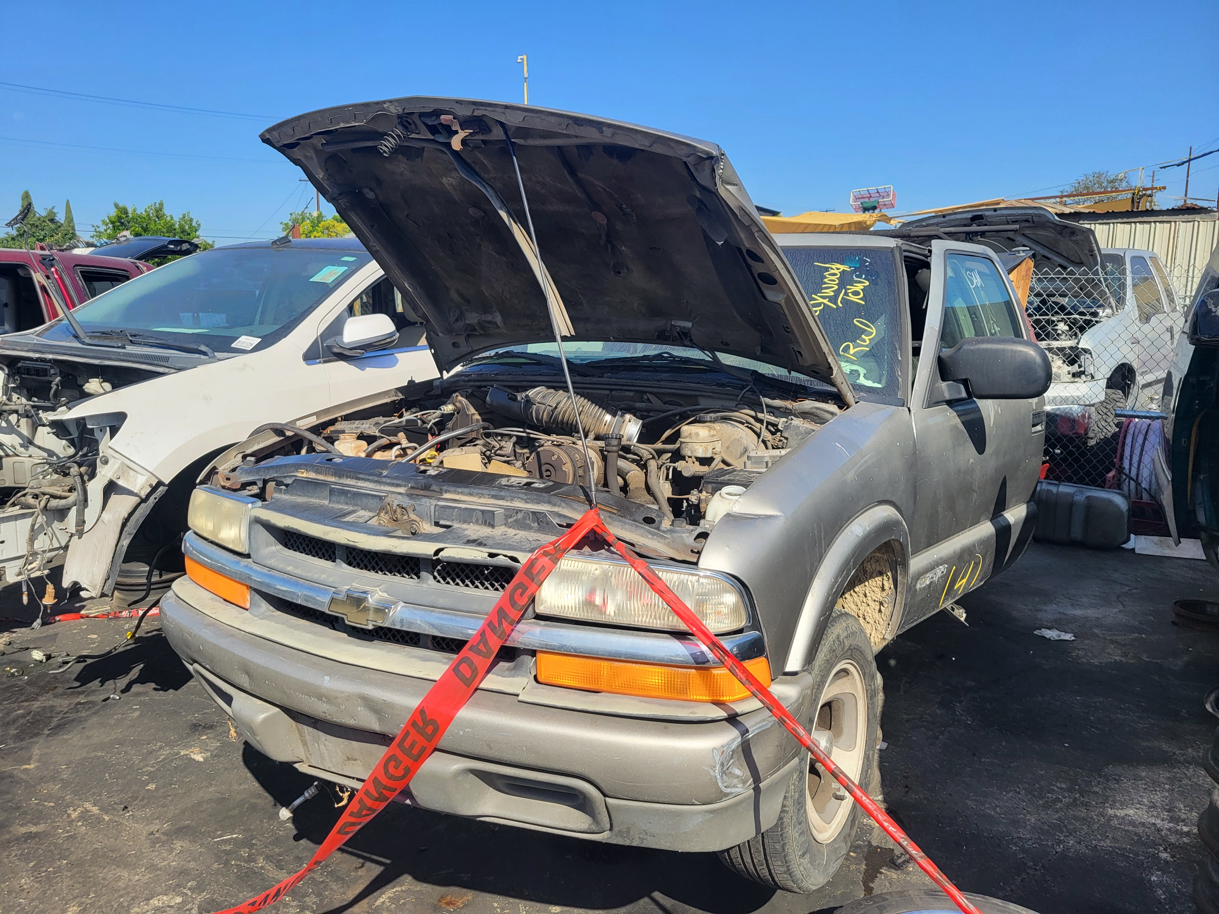 2000 CHEVROLET S-10 Pickup