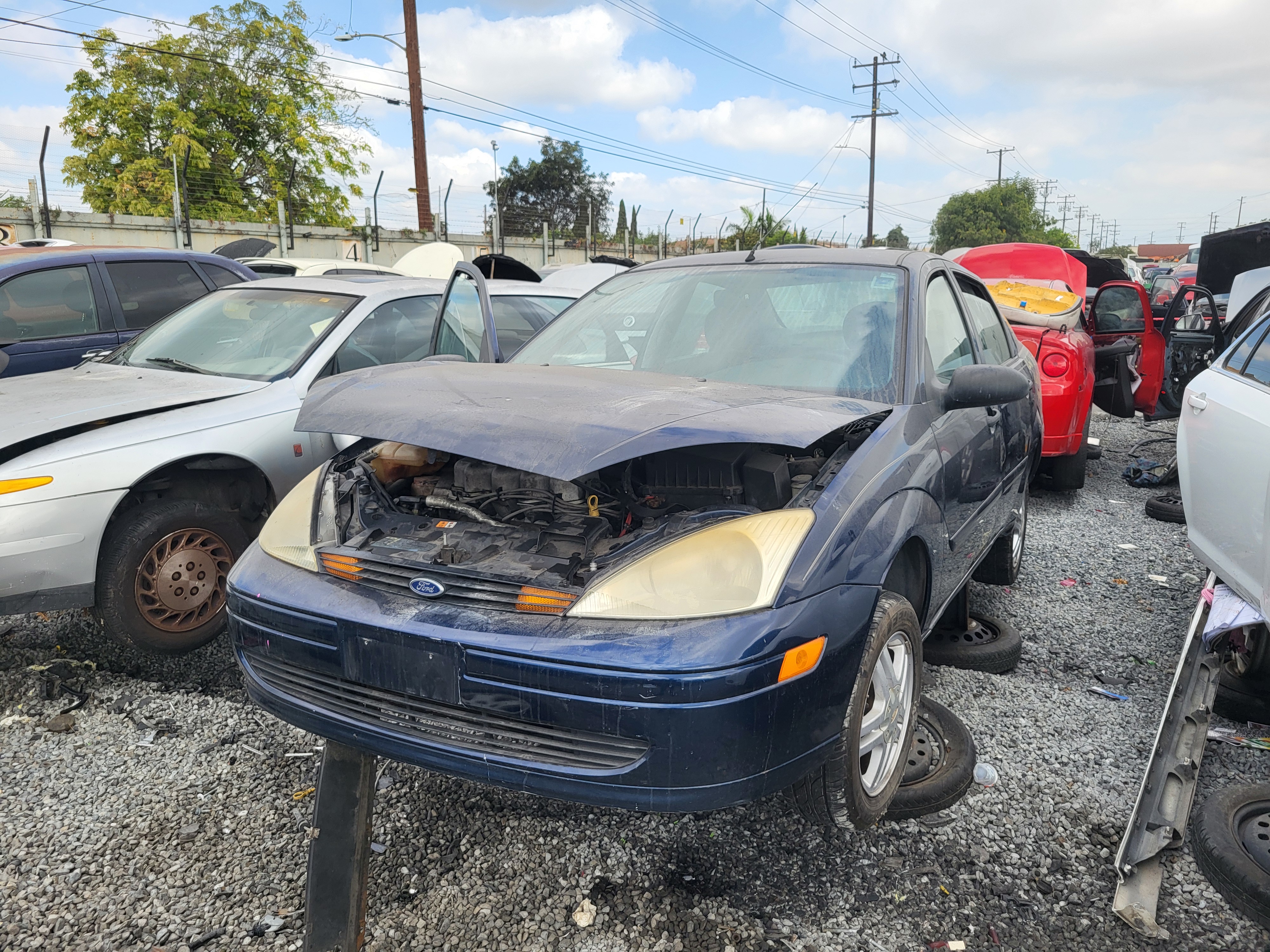 2001 FORD Focus