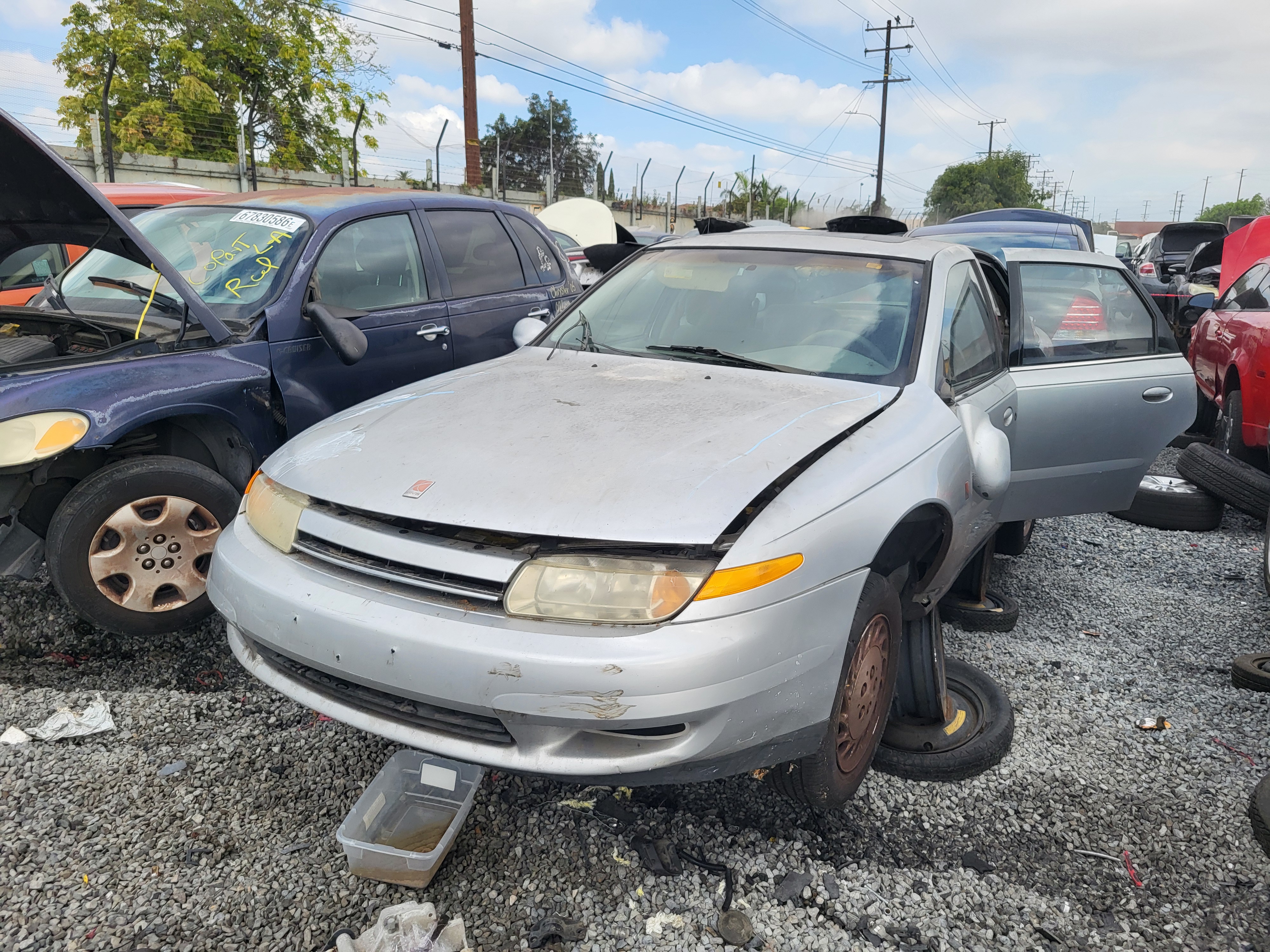 2001 SATURN LS1