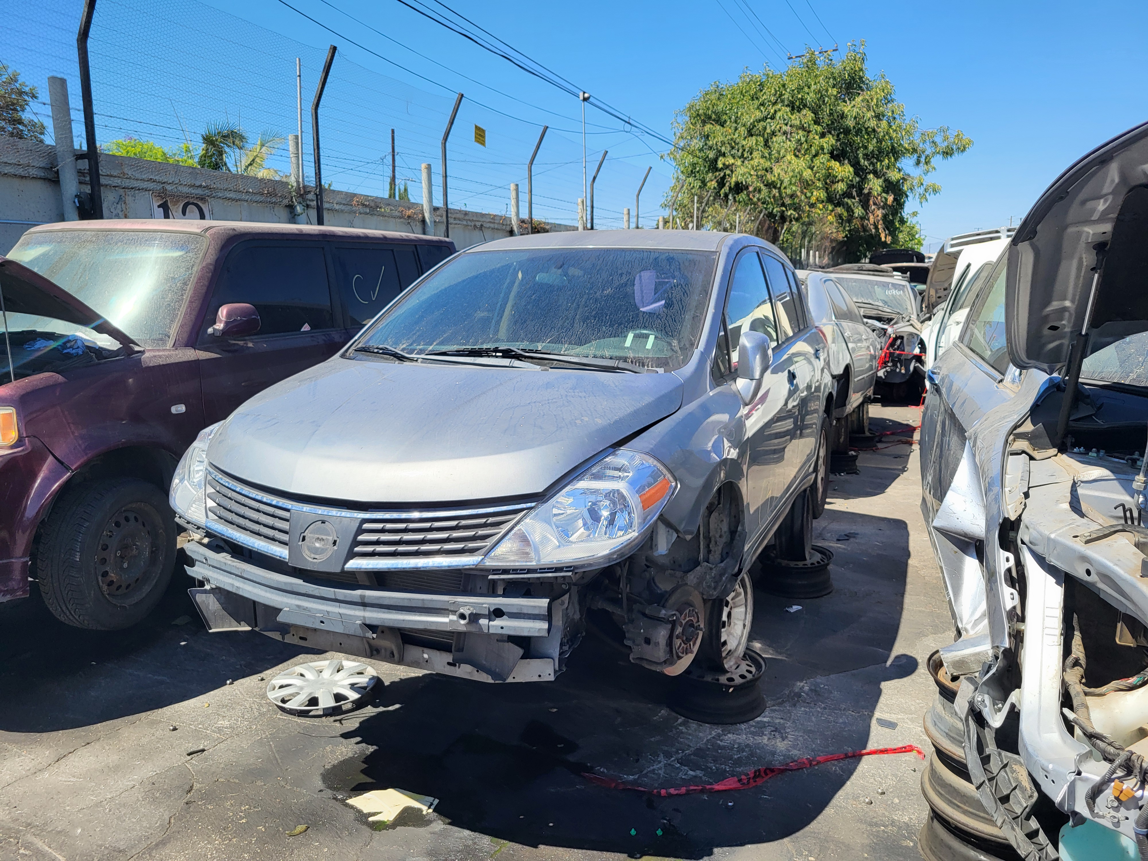 2009 NISSAN Versa
