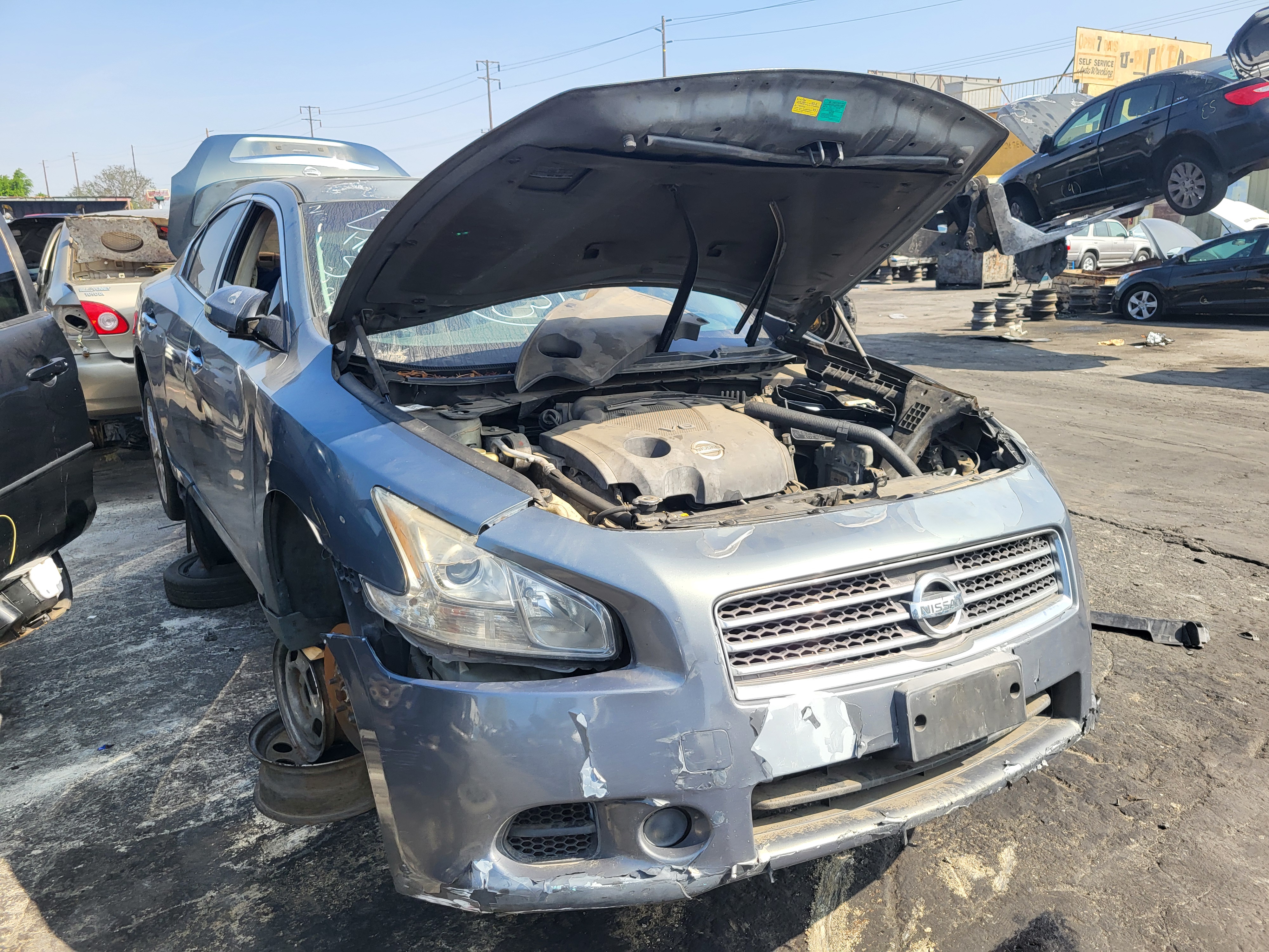 2010 NISSAN Maxima