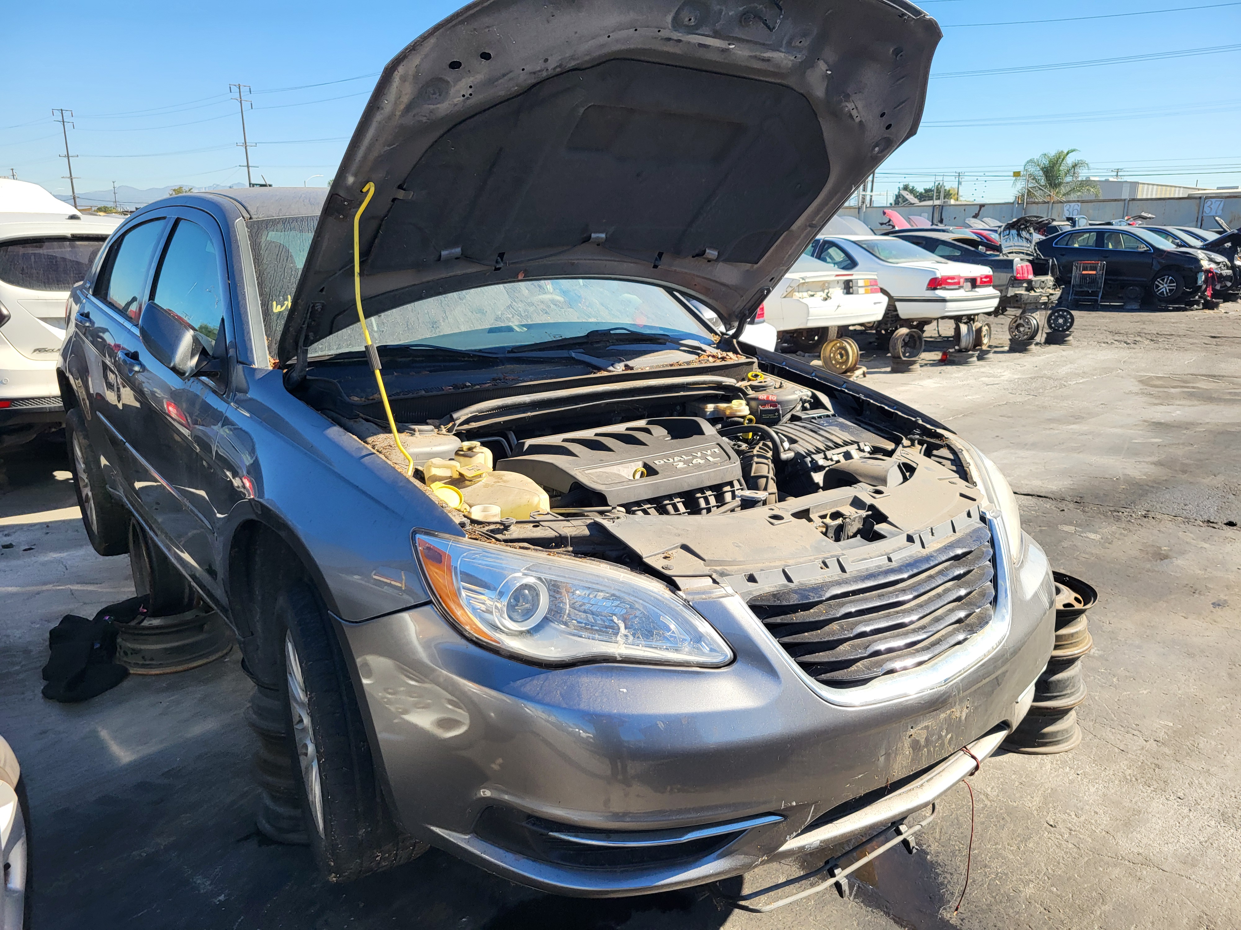 2012 CHRYSLER 200