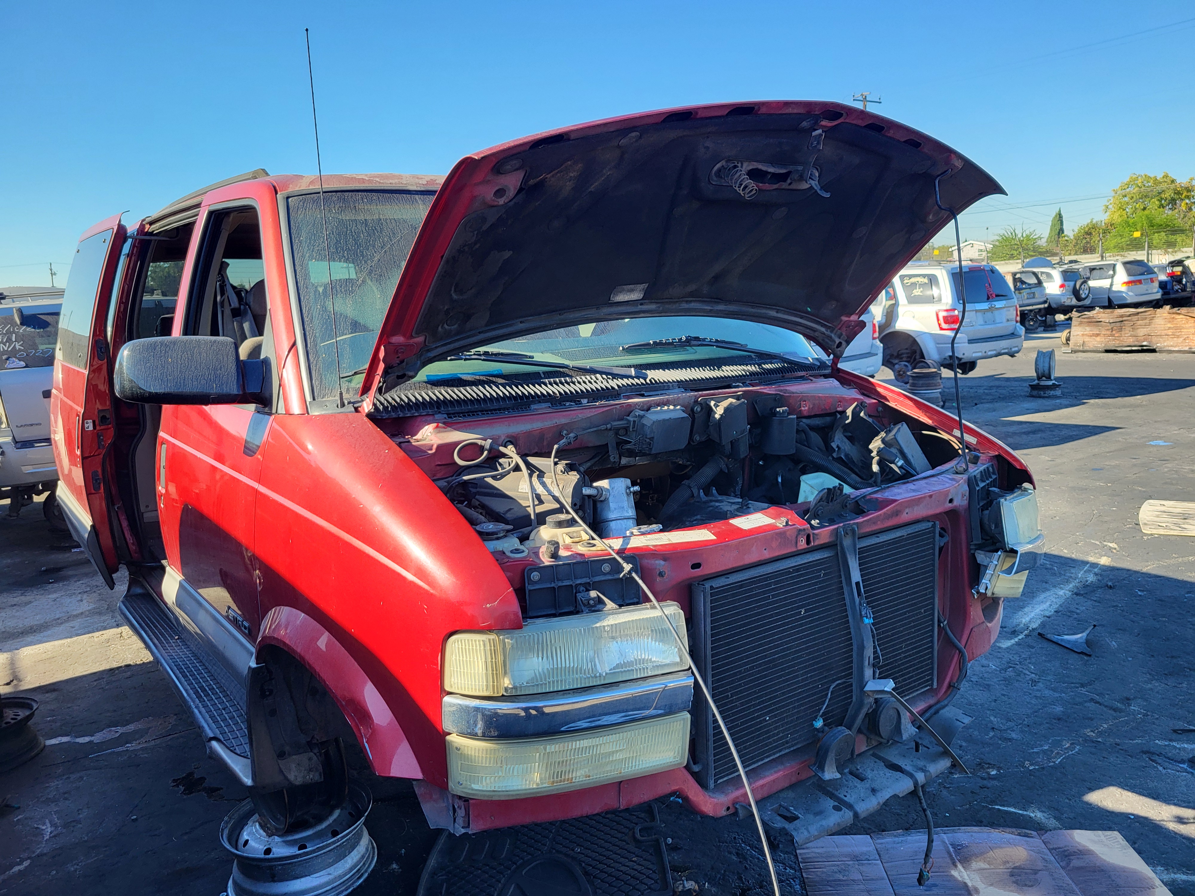 2002 CHEVROLET Astro Van