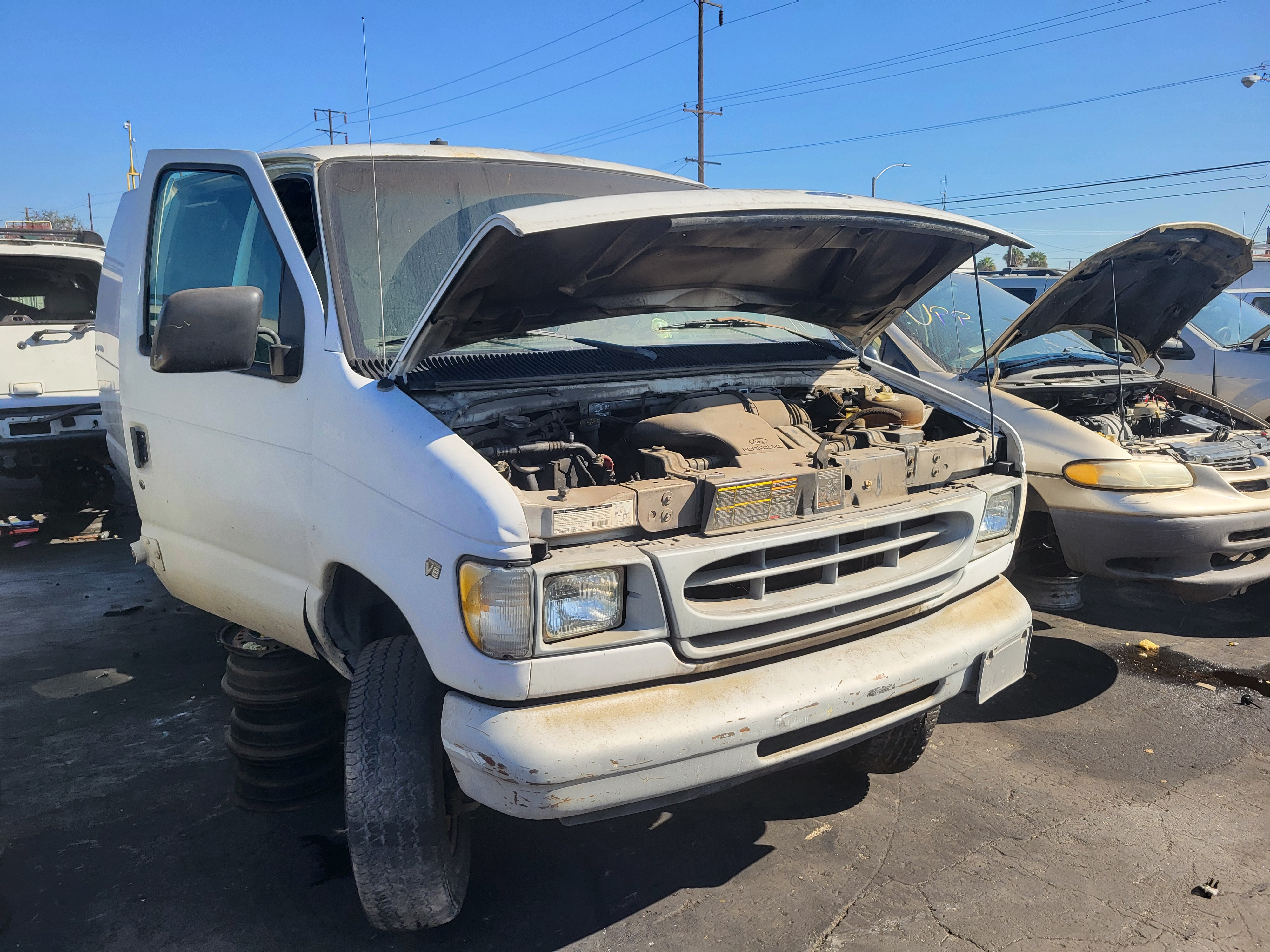 1999 FORD E-250