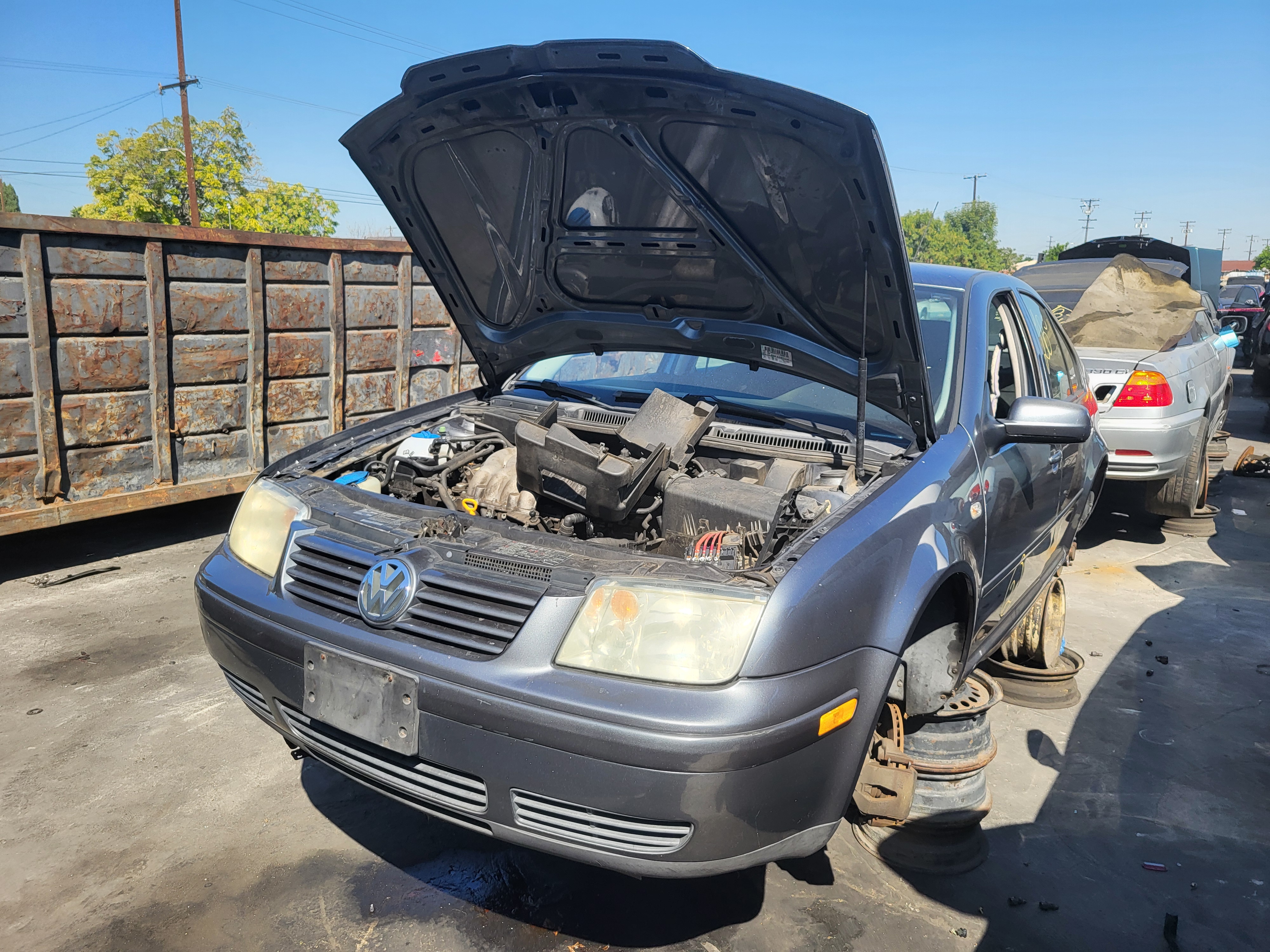 2003 VOLKSWAGEN Jetta