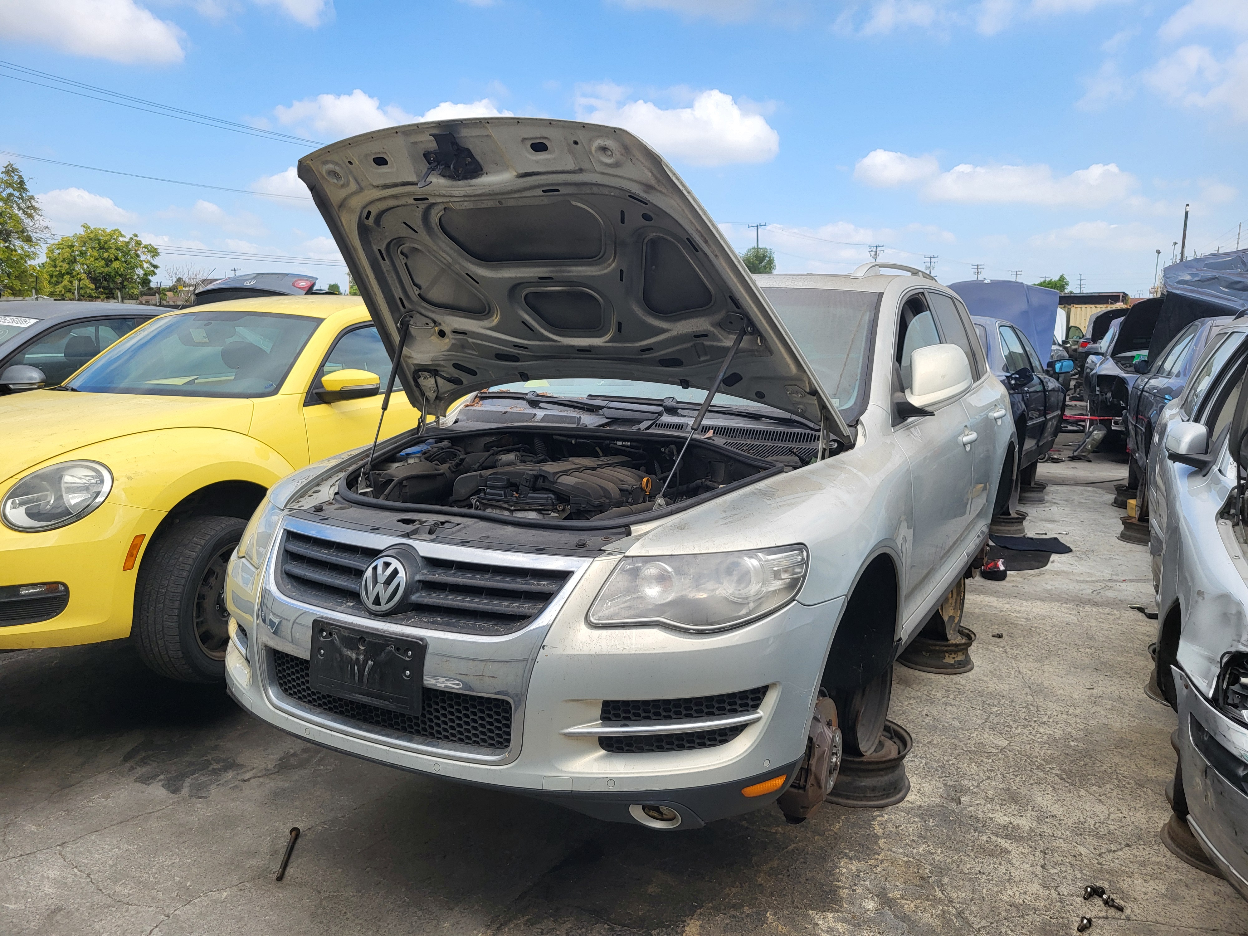 2009 VOLKSWAGEN Touareg