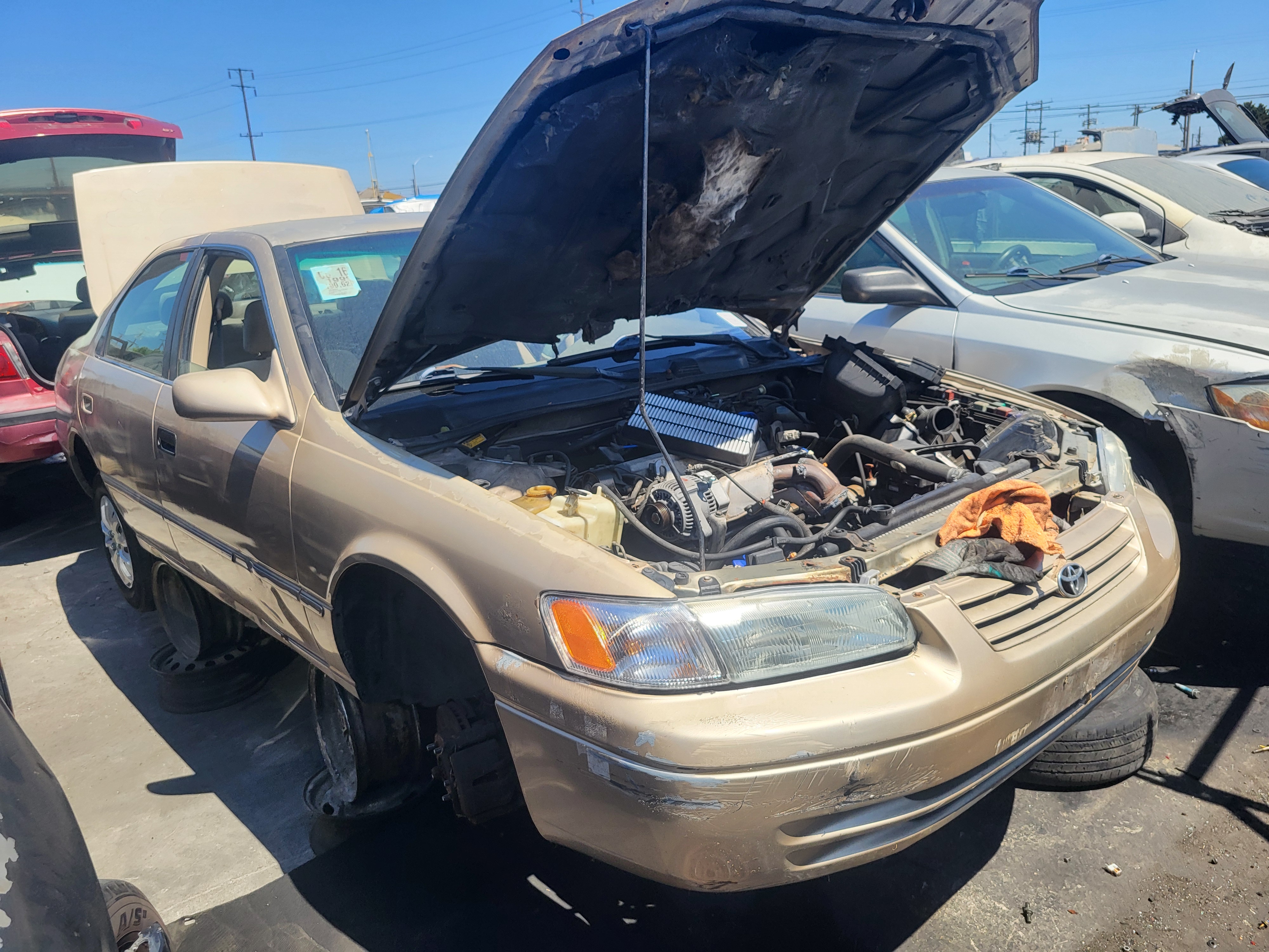 1999 TOYOTA Camry