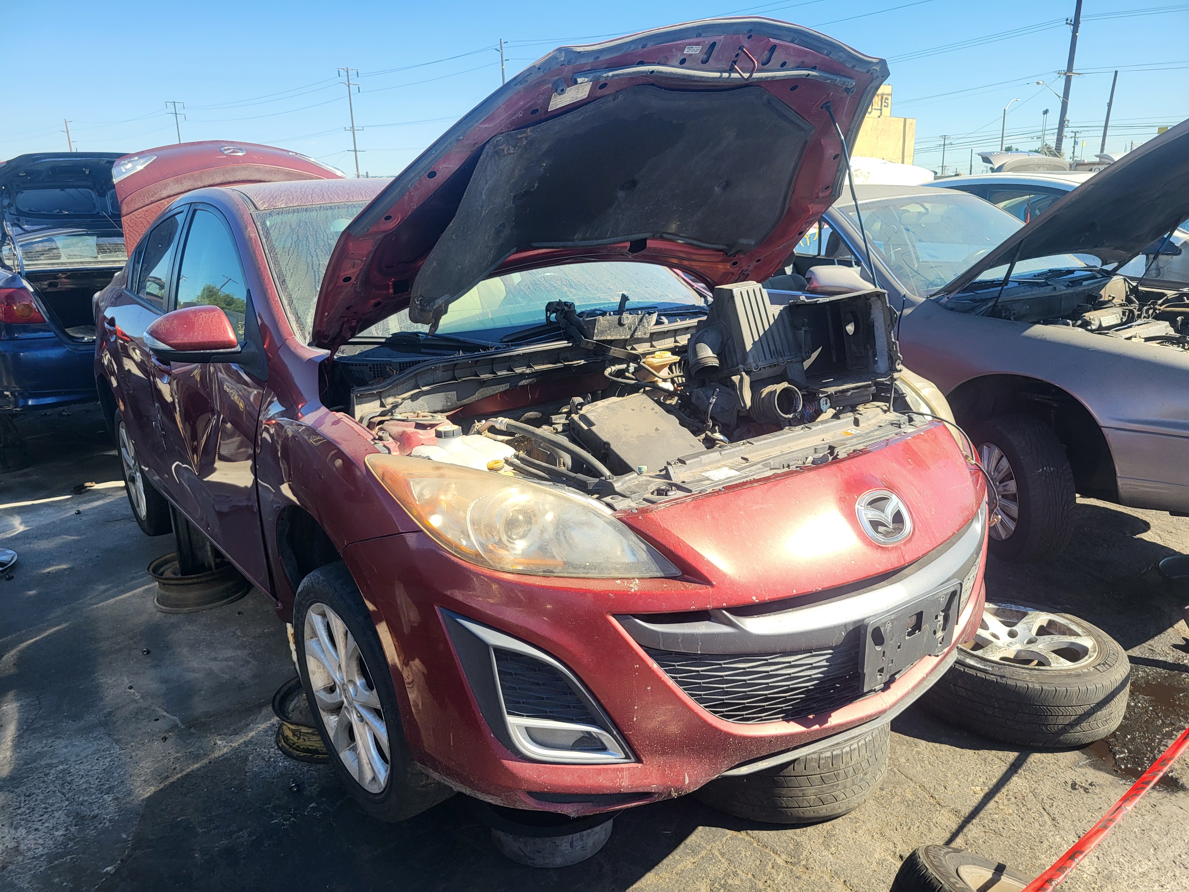 2010 MAZDA Mazda3