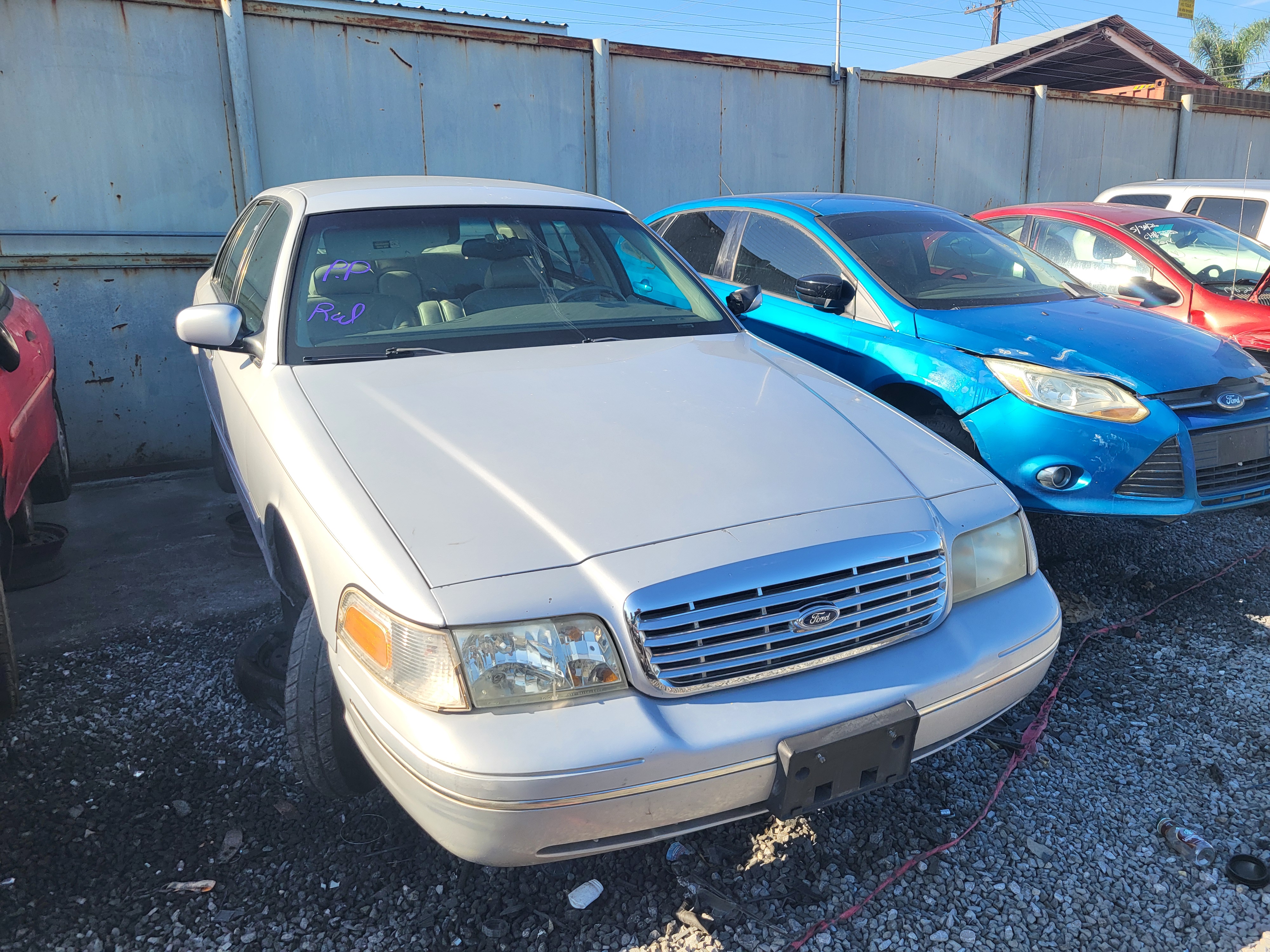 1998 FORD Crown Victoria
