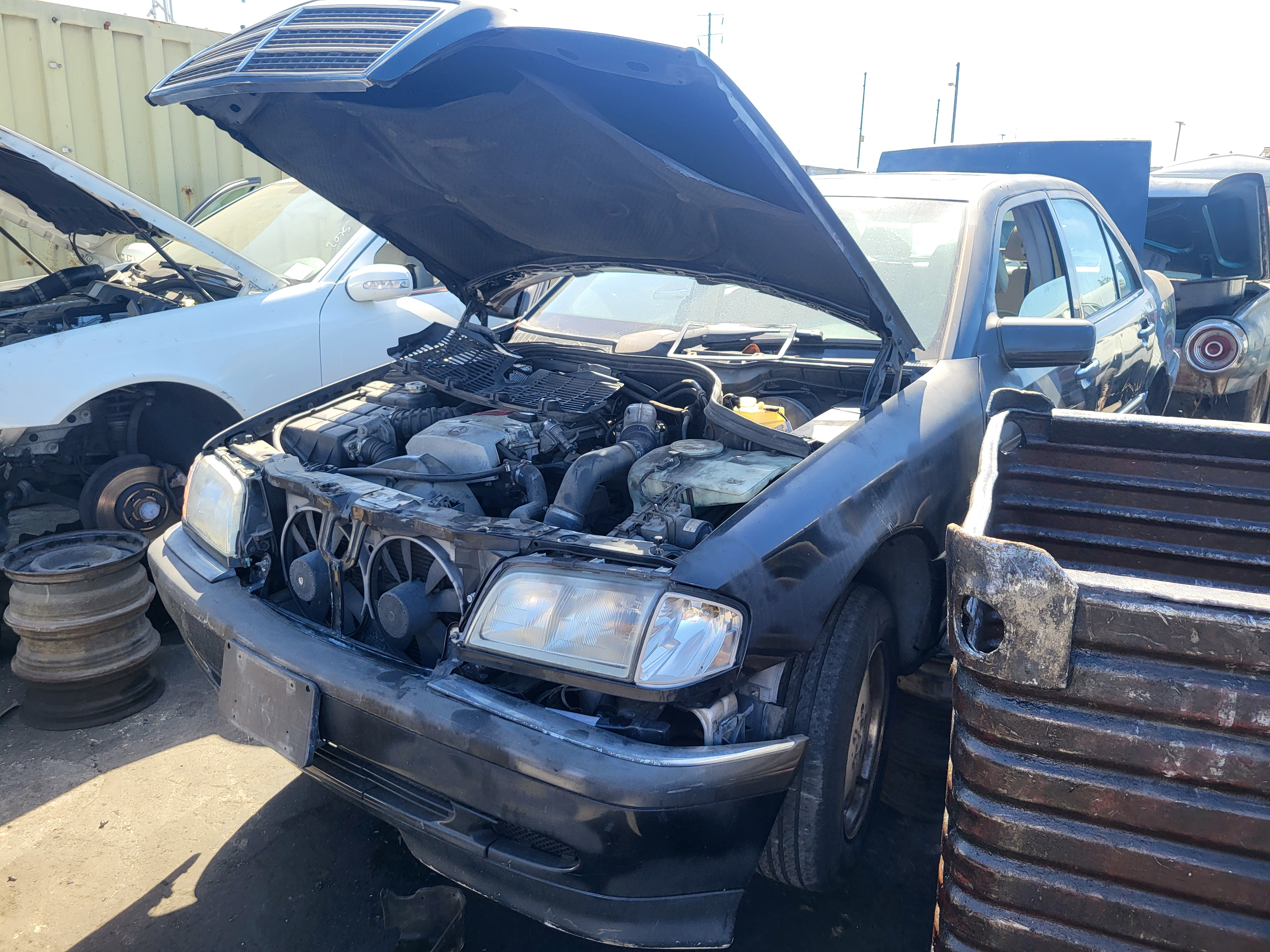2000 MERCEDES-BENZ C-Class