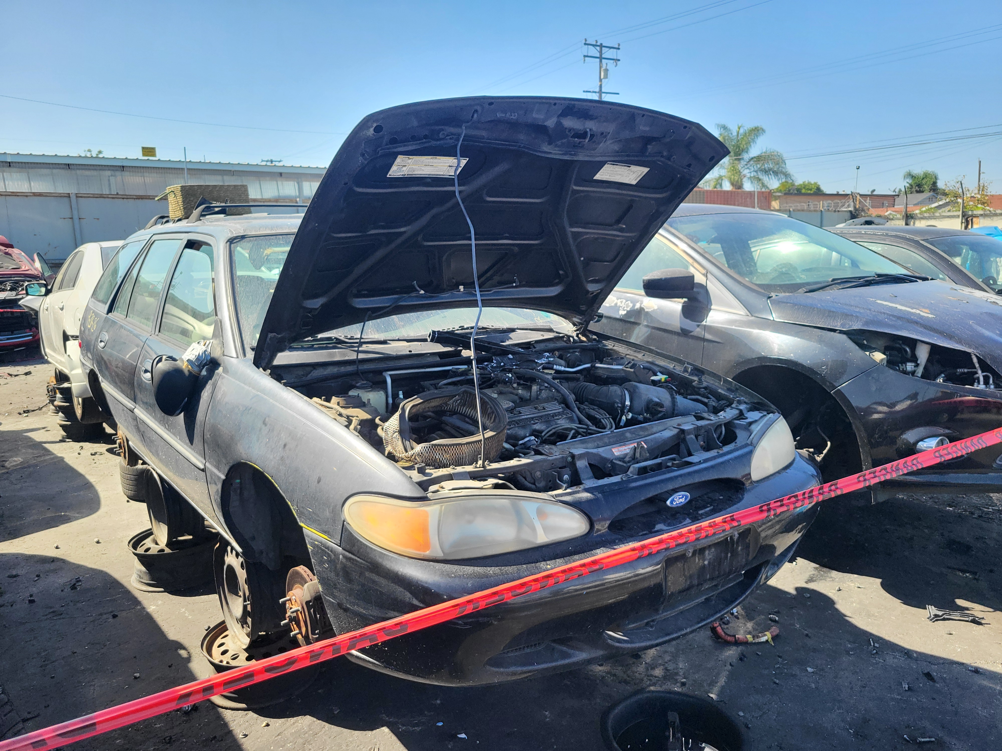 1997 FORD Escort