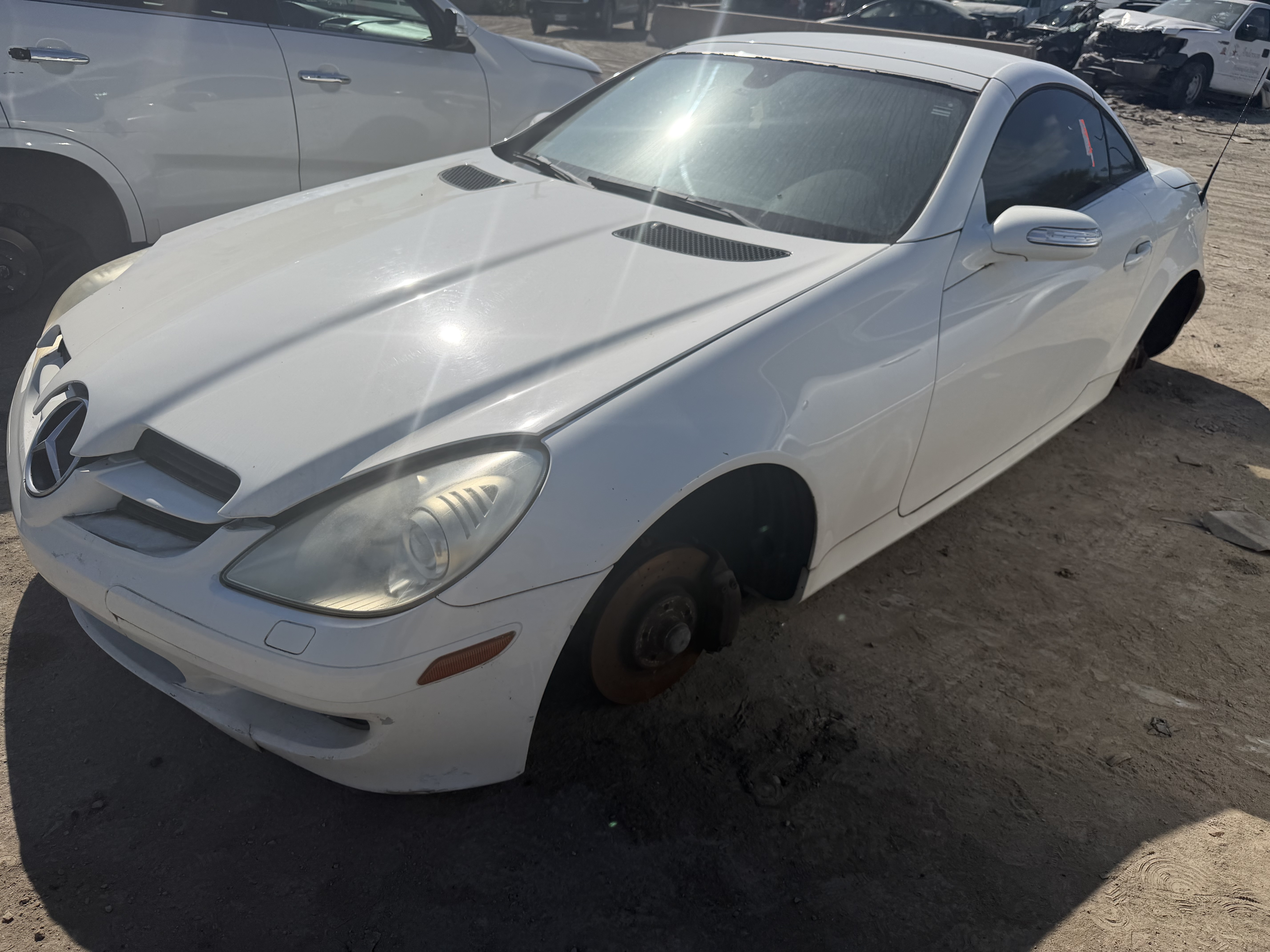 2006 MERCEDES-BENZ SLK-Class