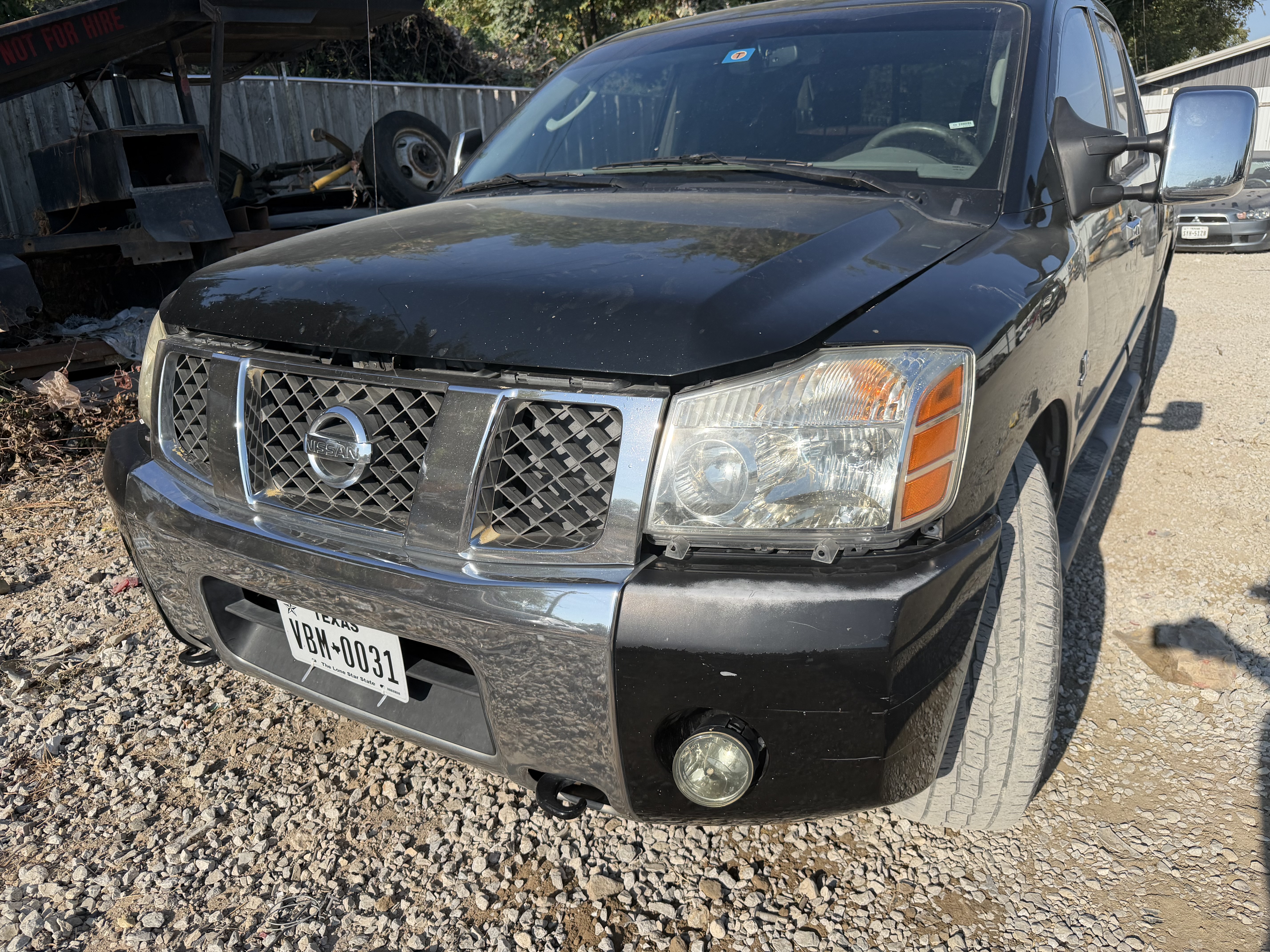 2004 NISSAN Titan
