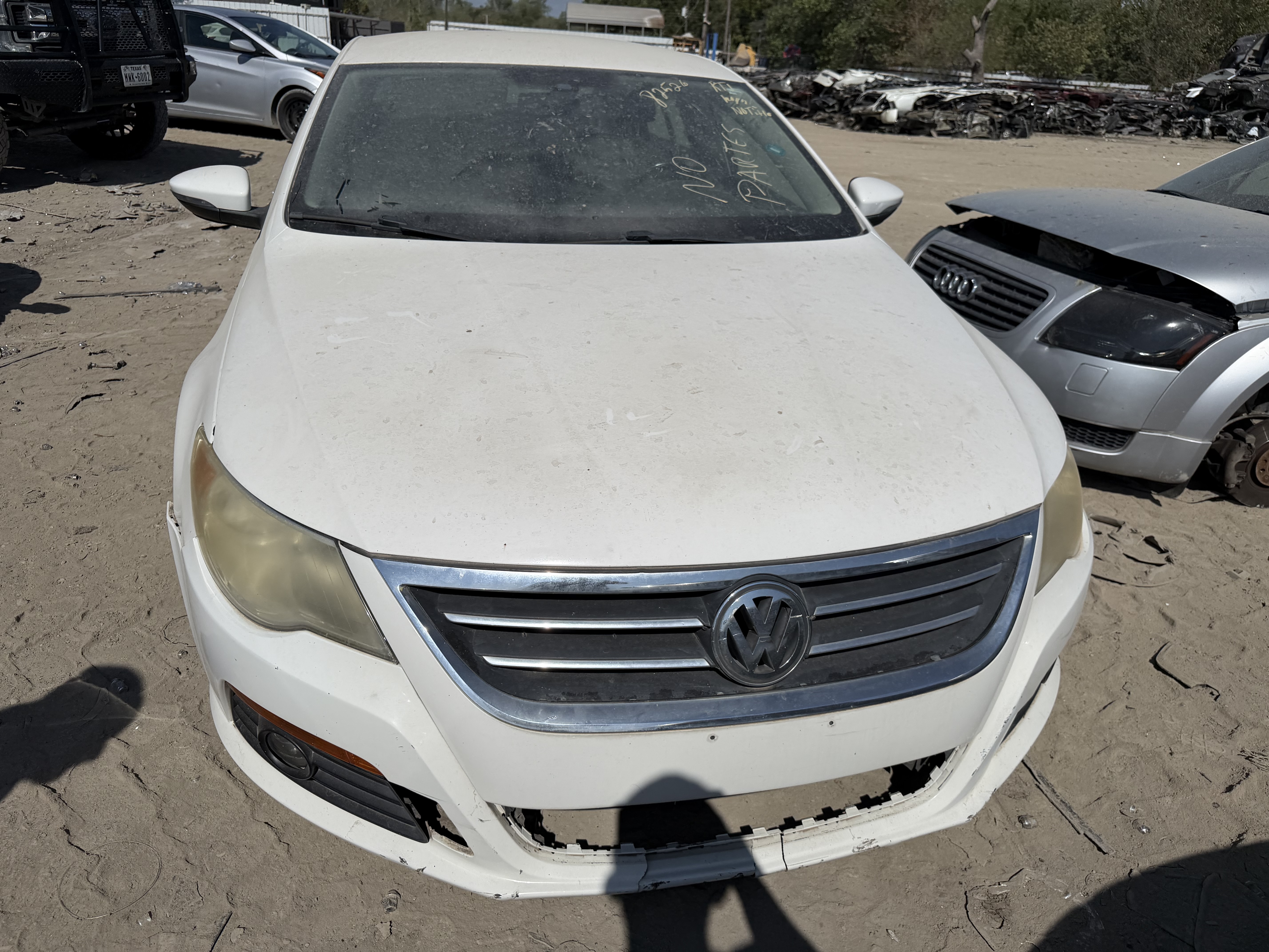2010 VOLKSWAGEN Passat