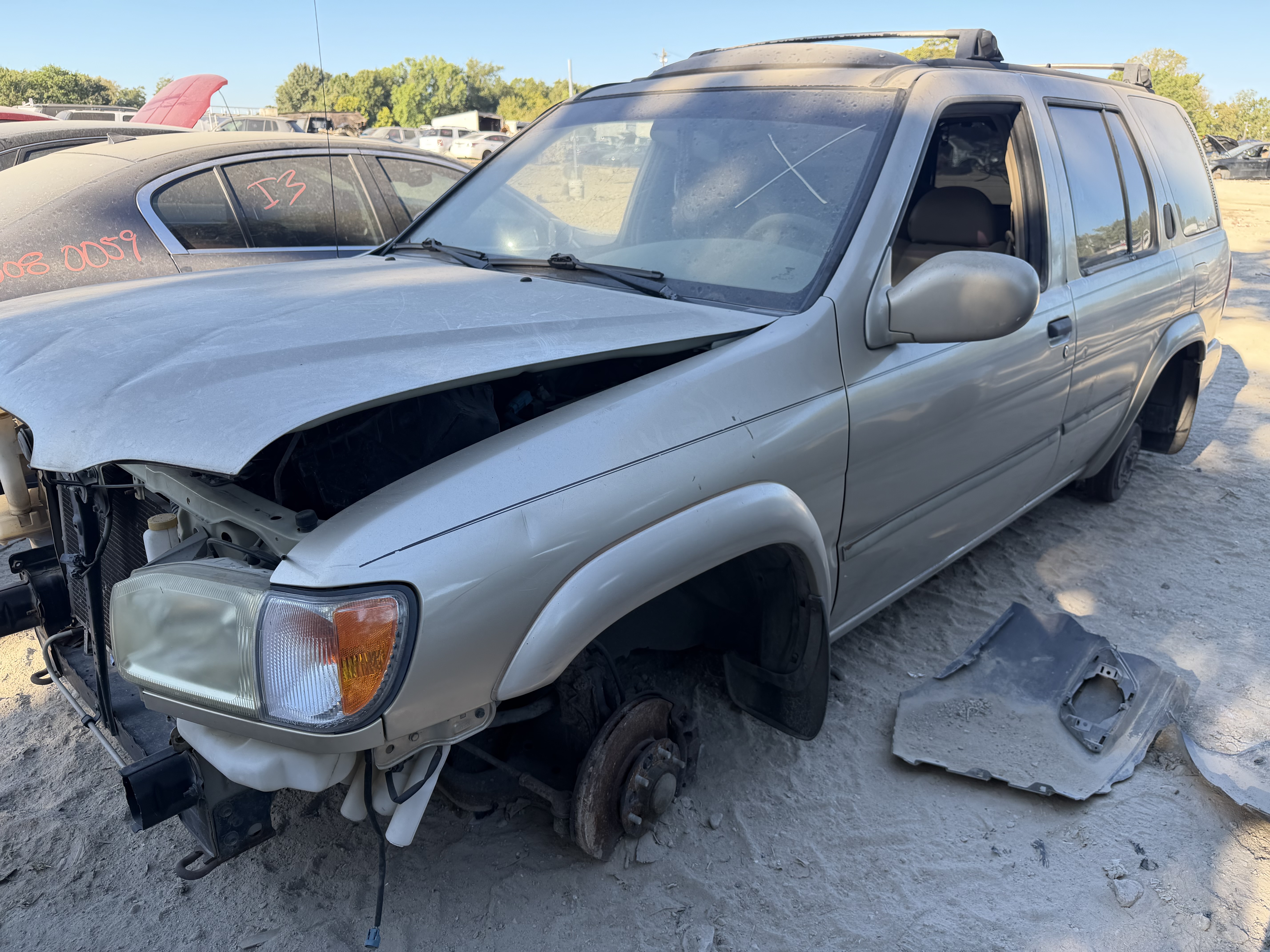 2002 NISSAN Pathfinder