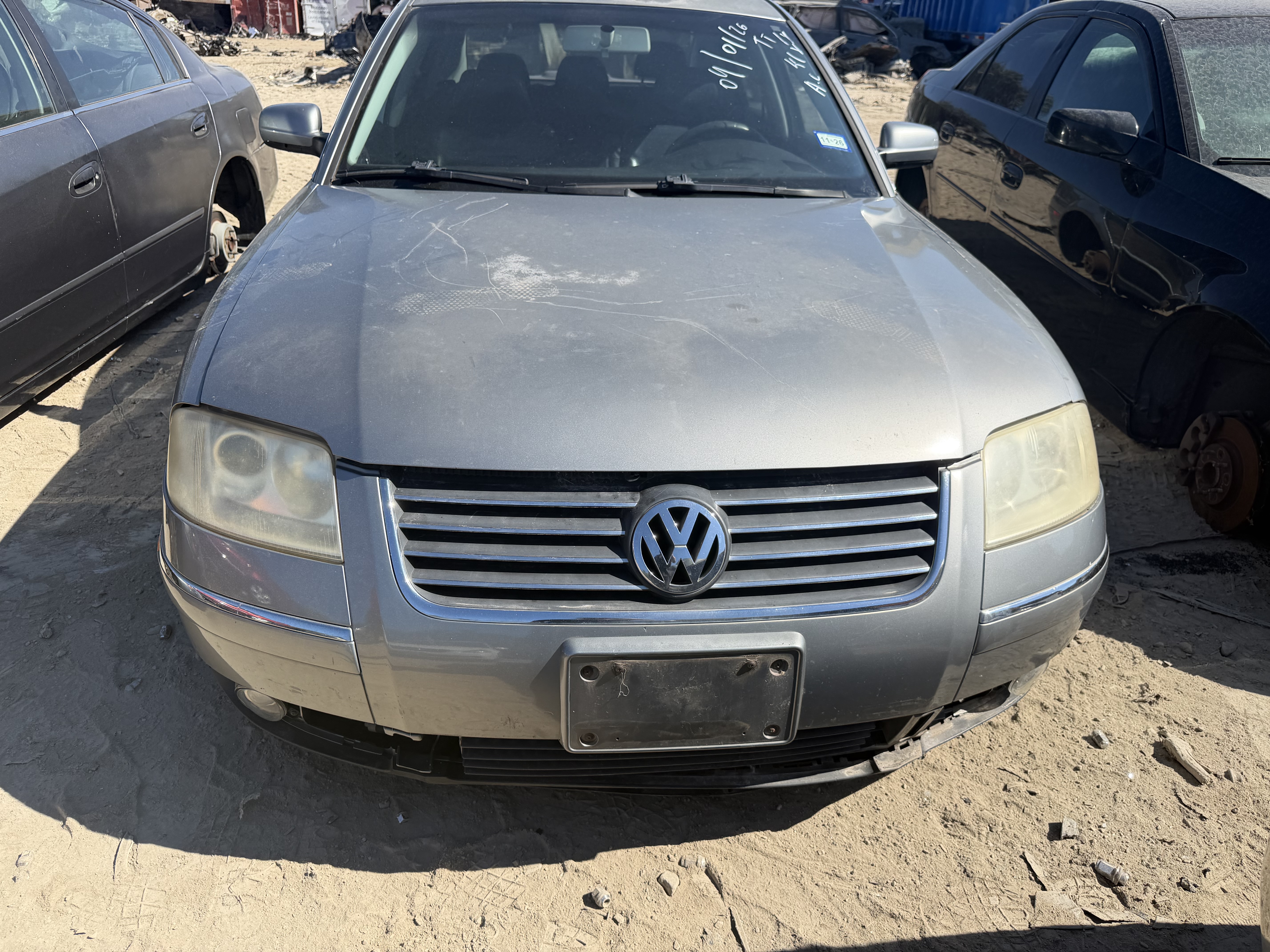 2003 VOLKSWAGEN Passat