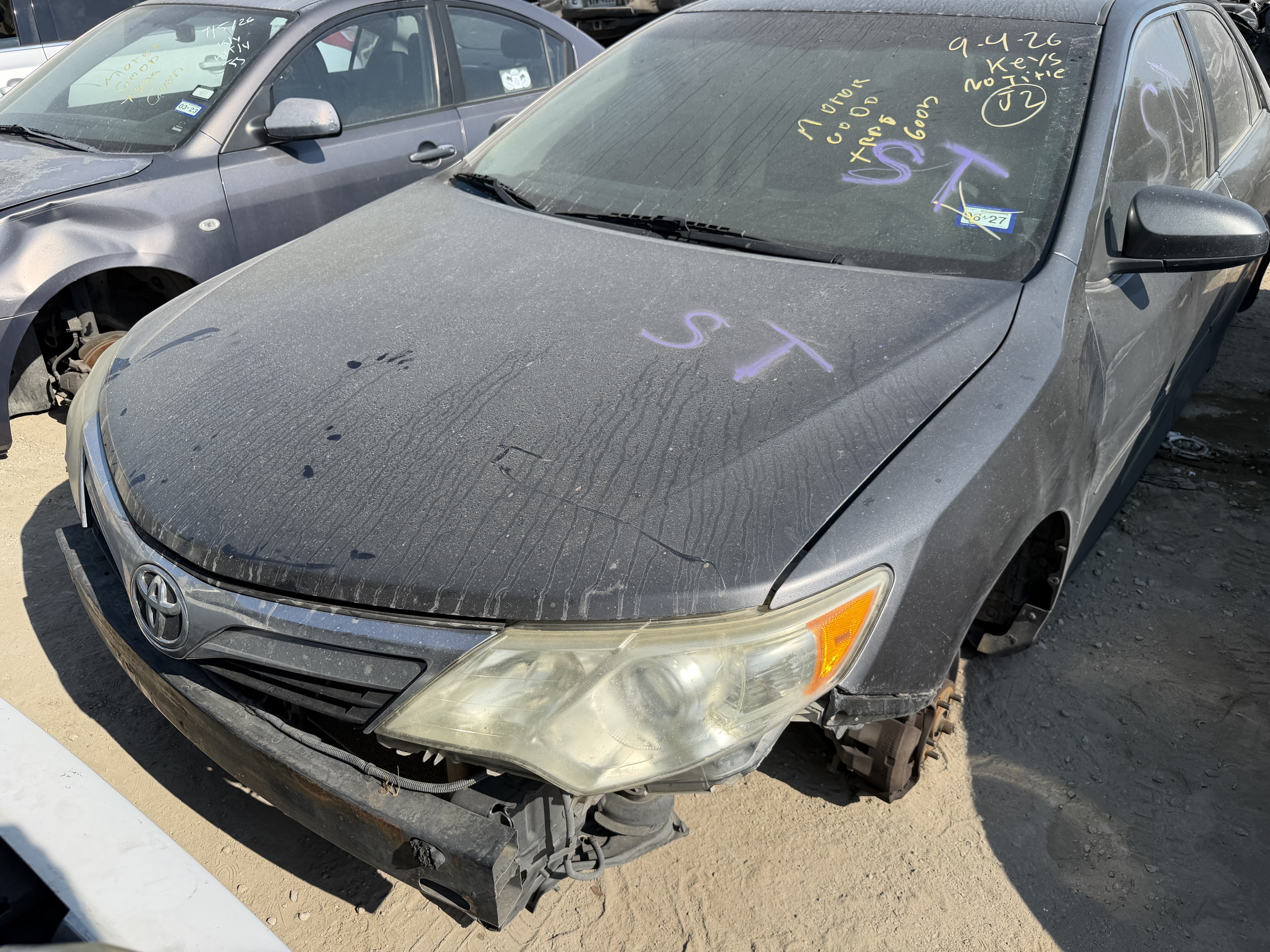 2014 TOYOTA Camry